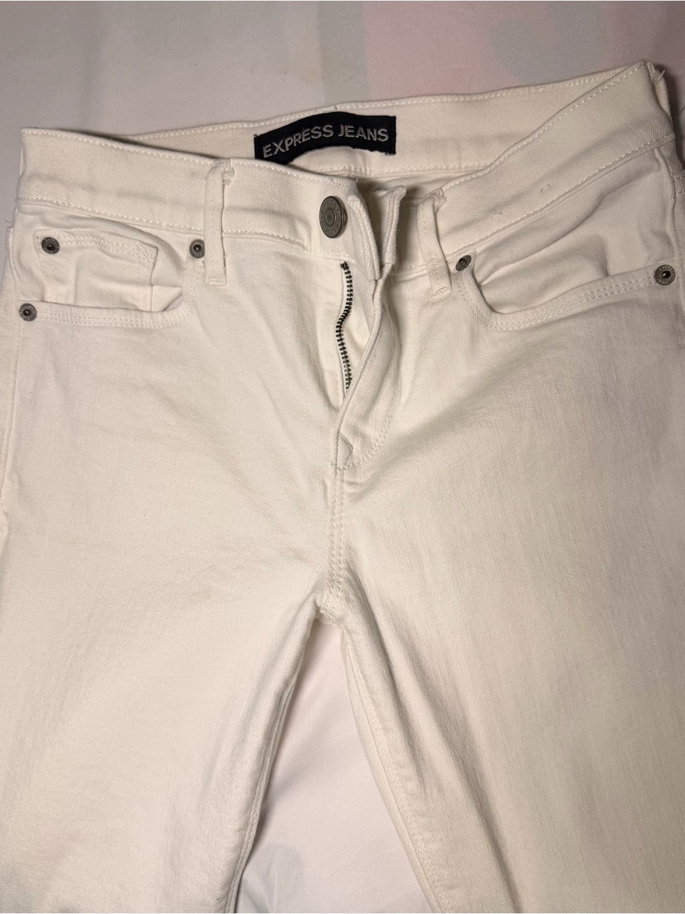 Express Women’s Skinny Jeans in White